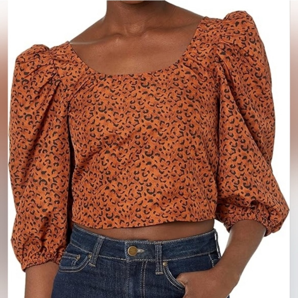 Rust Leopard Print Puff Sleeve Crop Top
